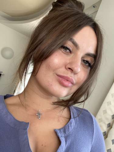 Глубокий минет и окончание в попку.  Могу сразу 2 члена.